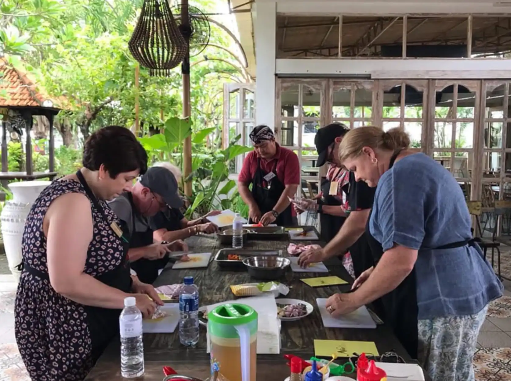 Seminyak: Balinese Cooking Class & Market Tour